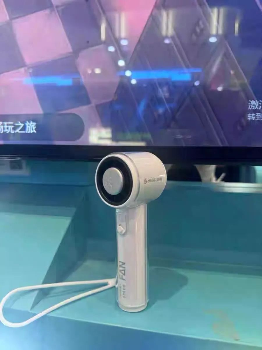 豆包零成本打造高级感产品图,看完就能上手——豆包做图终极教程